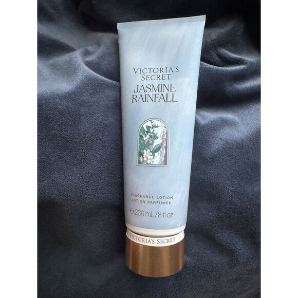 NEW Victoria's Secret  Jasmine Rainfall Fragrance Lotion Parfumee 236 ml 8 fl oz - Picture 1 of 4